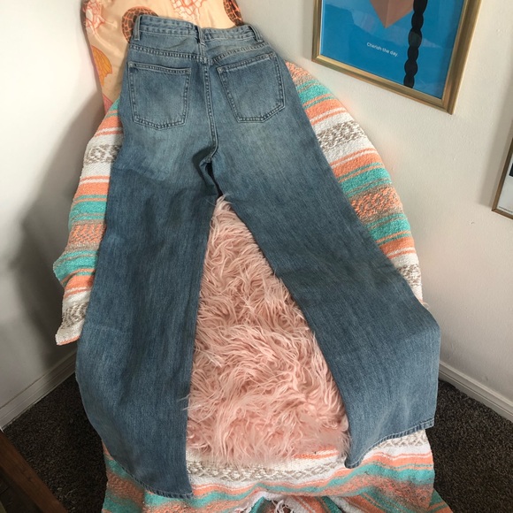Nasty Gal exposed button jeans. - Picture 2 of 3